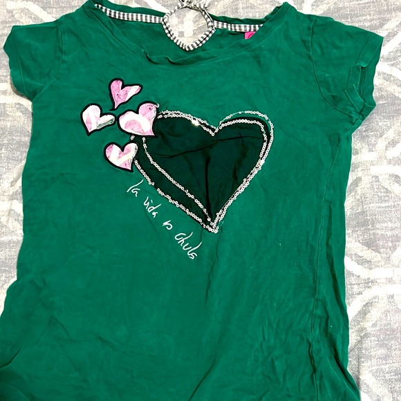 Green - Picture 1 of 1